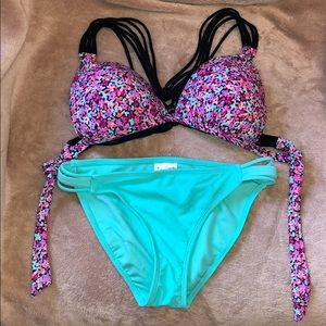 Floral print bikini